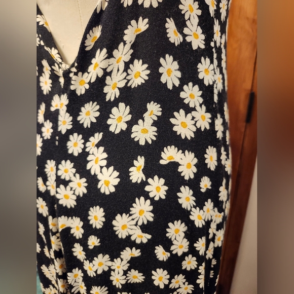 Reformation Daisy Print Sz Medium Dress - Picture 7 of 9